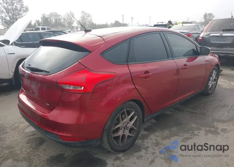 2015 Ford Focus Se z USA, uszkodzony, nr VIN 1FADP3K20FL362713